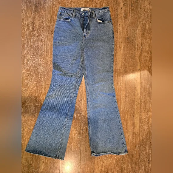 Abercrombie & Fitch Vintage Flare High Rise Jeans Short - Picture 1 of 2